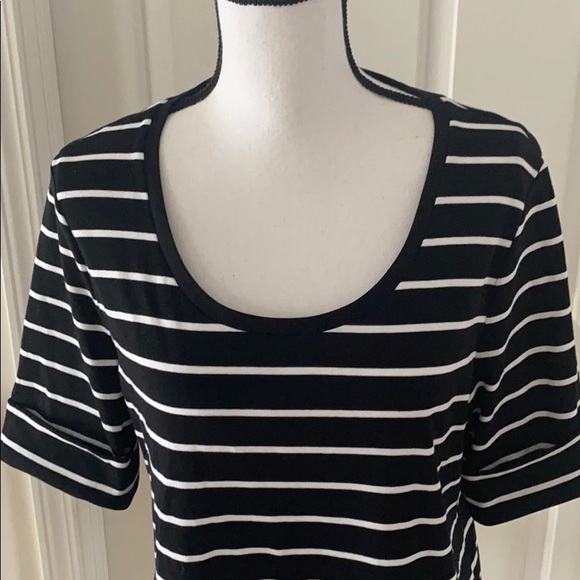 01:08  Lauren Ralph Lauren Stripped Top - Picture 2 of 8